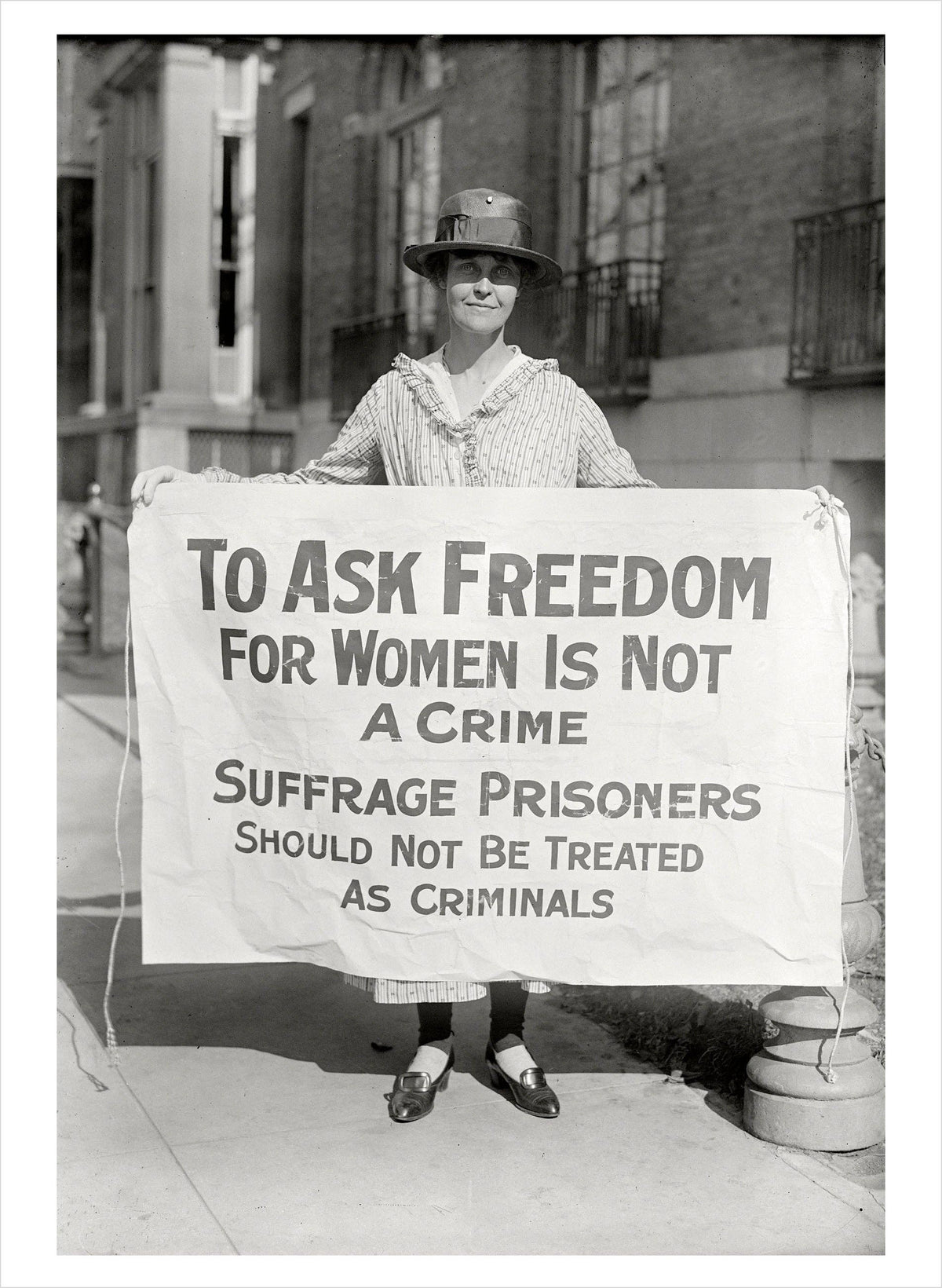 Votes for Women! The Suffrage Movement Book of Postcards